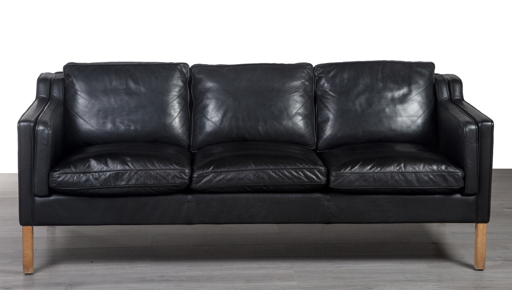 Enquiring about Danish Black Leather 3-Seater by Stouby