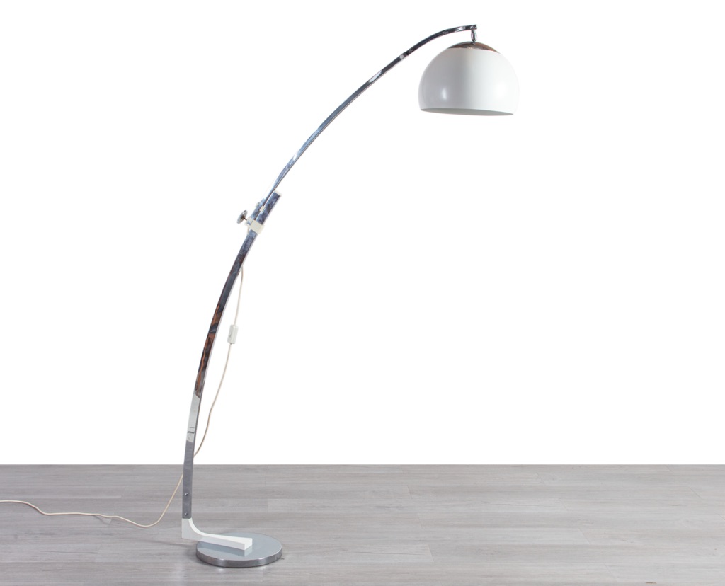 Enquiring about Italian 1960's Designer Arc Lamp by Goffredo Reggiani
