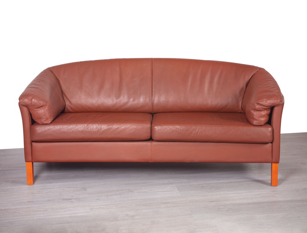 Enquiring about Danish Leather 2.5 Seater Sofa by Mogens Hansen