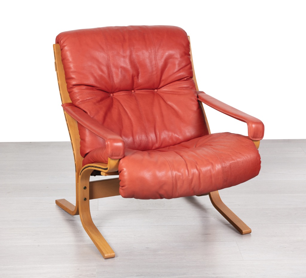 Enquiring about Norwegian 1970's Leather Siesta Chair